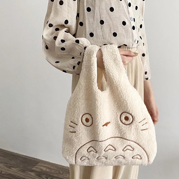 My Neighbor Totoro Sherpa Fluffy Tote Bag - Picture 8 of 10